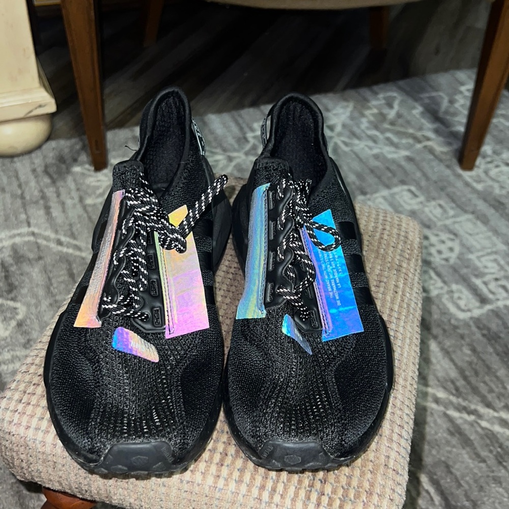 Black Adidas NMDs